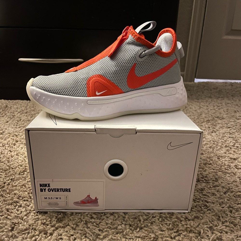 Nike Air Women’s Size 5